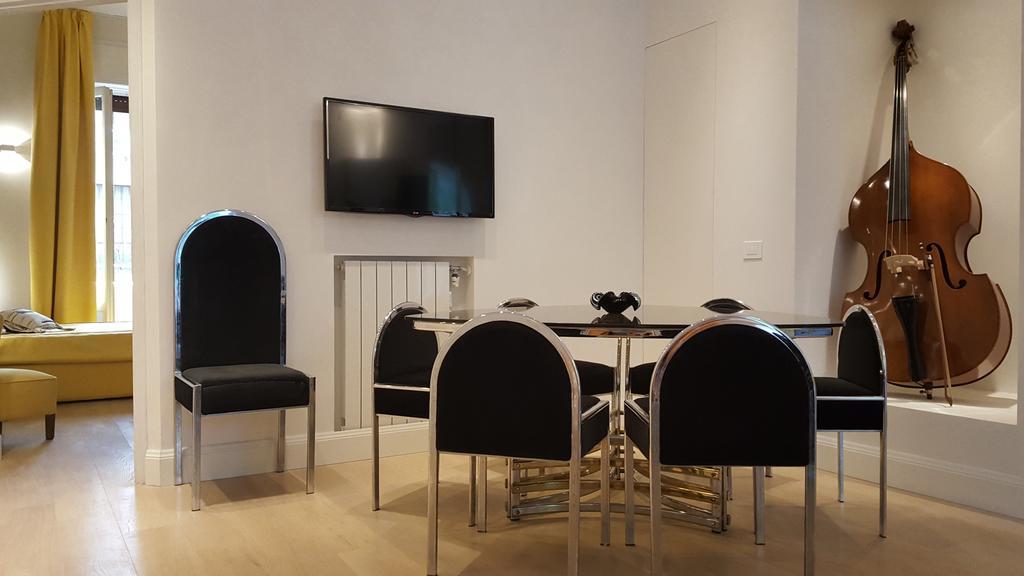 Apartment Bnbutler - Broletto 39 - A Few Steps To The Duomo And La Scala Mailand